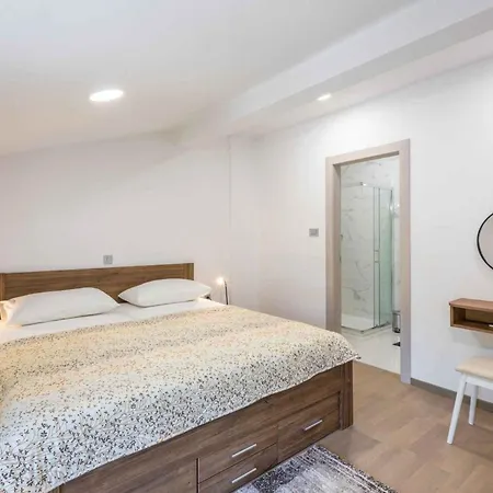 Appartement In 41678