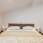 In 41678 شقة تْسْغيكفانِتْسا