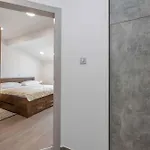 In 41678 * تْسْغيكفانِتْسا